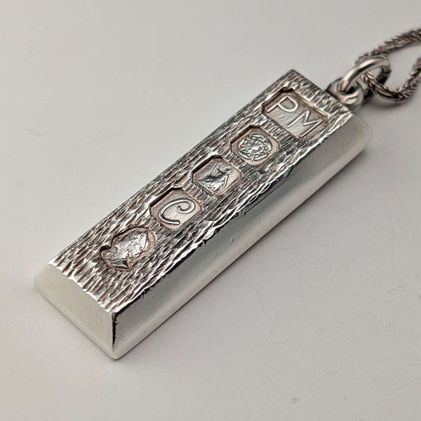 1977 British Britannia Silver Ingot Pendant 1 Troy Ounce Pure Silver Necklace