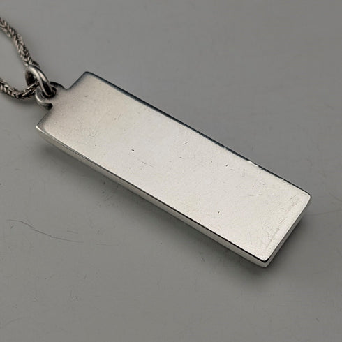 1977 年英國不列顛尼亞銀錠吊墜,1 金衡盎司,附純銀項鍊