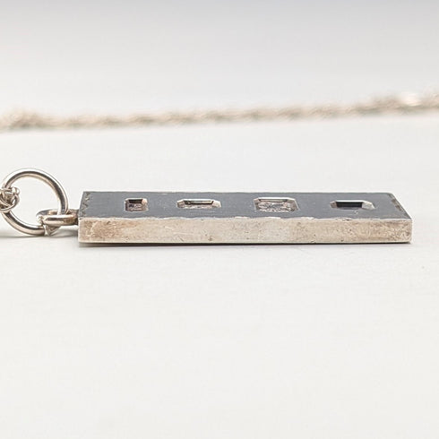 1979年 英国 純銀製インゴットペンダント 1/2オンス 純銀ネックレス付