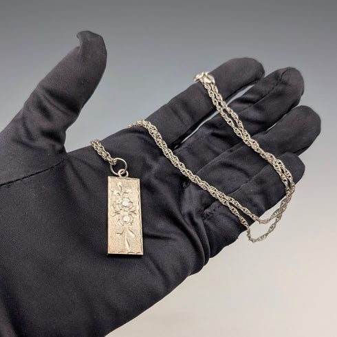 1979年 英国 純銀製インゴットペンダント 1/2オンス 純銀ネックレス付