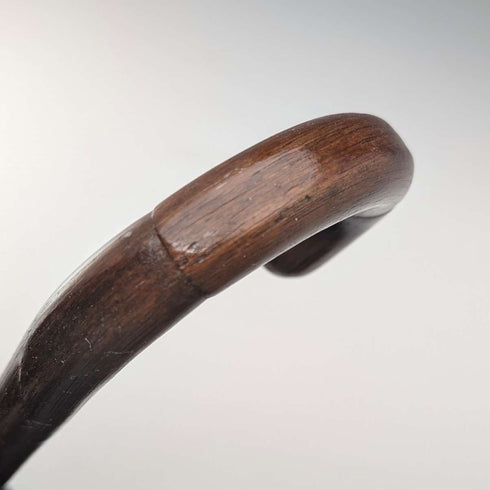 Antique British gentleman's brown shaft curved handle walking stick 78cm