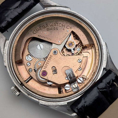 1945 Omega 2421/1 Men's Automatic Watch Cal28.10RA Black Dial 35mm Stainless Steel Case Good Working Condition