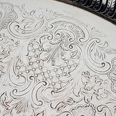 Vintage British silver plated round leg Salva, diameter 36cm