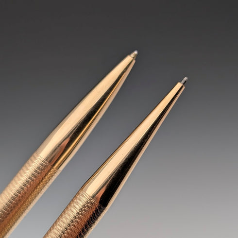 英国ヴィンテージ ヤード・オ・レッド ロールドゴールド製 推進式ペンシル&ボールペン ケース入