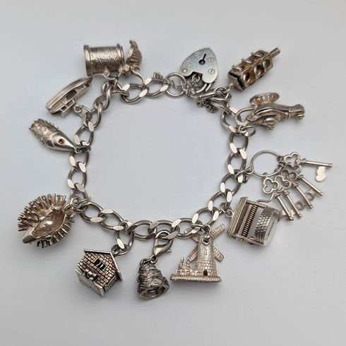 1975 British Vintage Sterling Silver Charm Bracelet 48g LC