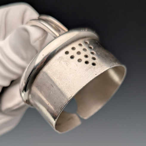 Vintage British silver plate 1.5 pint jersey jug