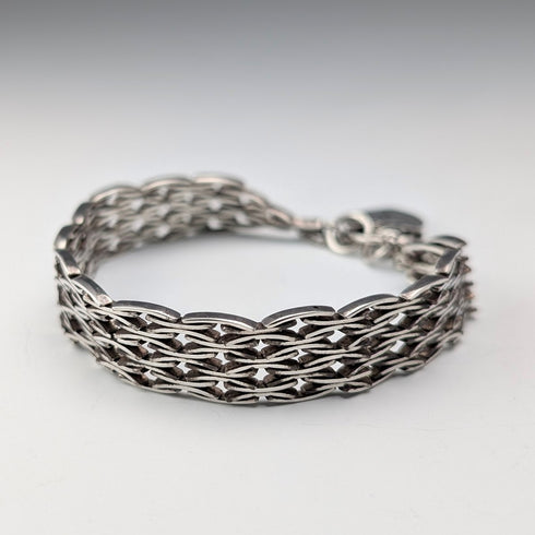 1976 British Vintage Sterling Silver Gate Style Bracelet 27g LC