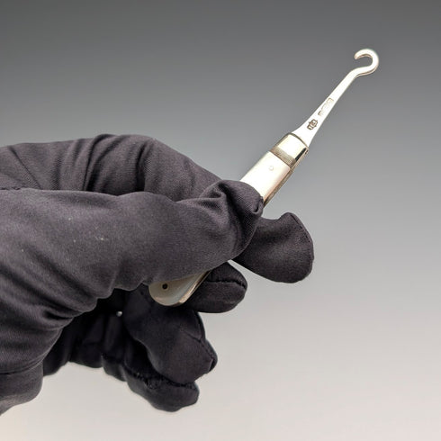 1905 British antique white mother-of-pearl handle pure silver button hook Francis Howard