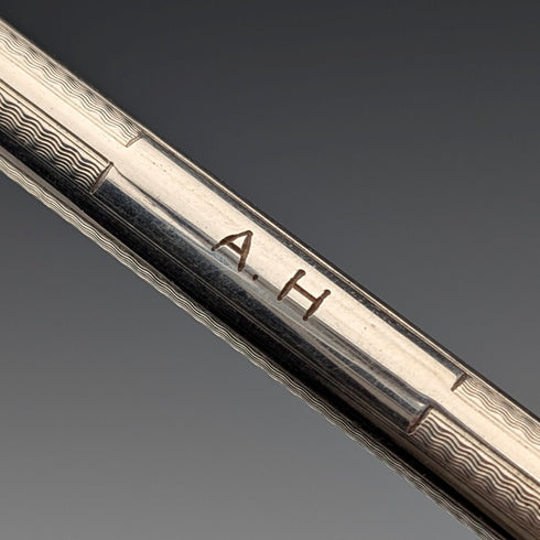 英国ヴィンテージ ヤード・オ・レッド ロールドシルバー 推進式ペンシル