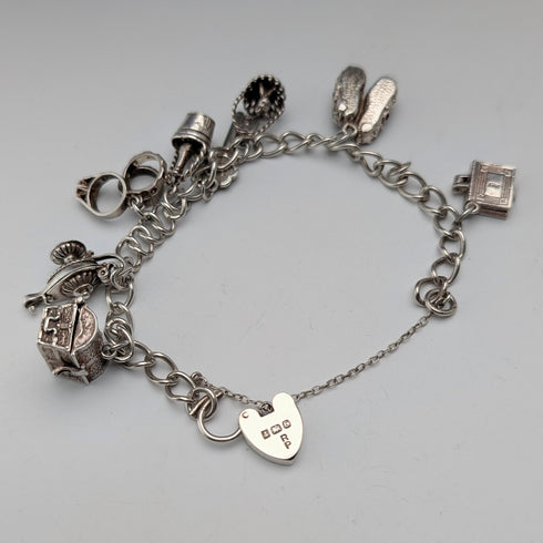 1979年 英国ヴィンテージ 純銀製 チャームブレスレット 33g