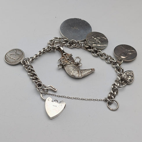 1970年頃 英国ヴィンテージ 純銀製 チャームブレスレット 40g