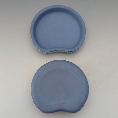 英國復古韋奇伍德碧玉豆形盒飾品淡藍色