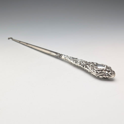 1897年 英国アンティーク 純銀ハンドル 大型ボタンフック Henry Matthews