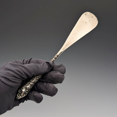 1897 British antique pure silver handled shoehorn James Deakin & Sons