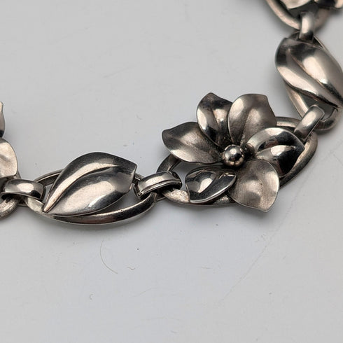 米国ヴィンテージ 純銀製 フラワーデザイン ネックレス32g HSB