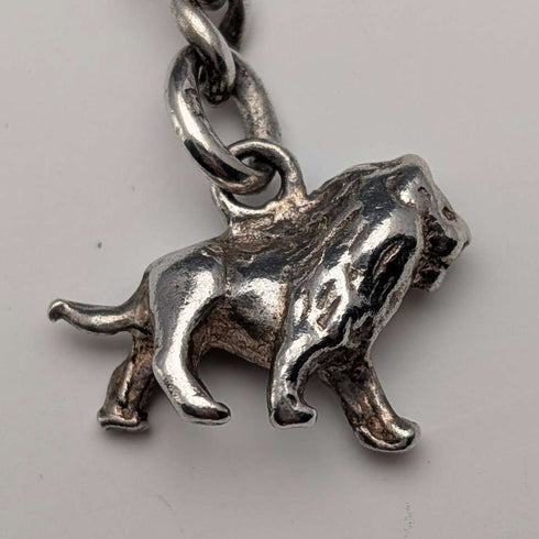 Circa 1900 British antique sterling silver Albert chain, 42g, sterling silver lion passant fob