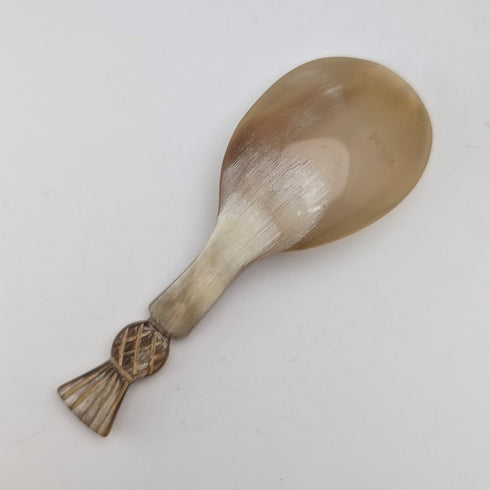 Antique British horn tea caddy spoon with thistle decoration