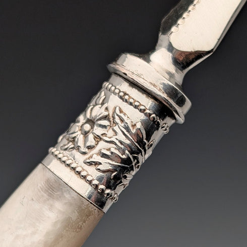 1881年頃 英国アンティーク 白蝶貝ハンドル デザートカトラリー5ペア 木箱入り LEE&WIGFULL