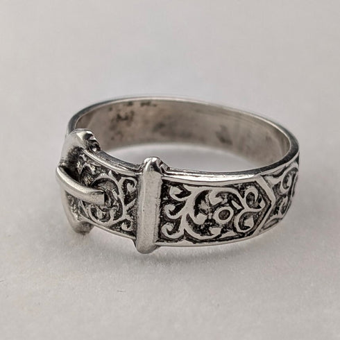 British vintage Victorian design sterling silver ring (size 8-9)