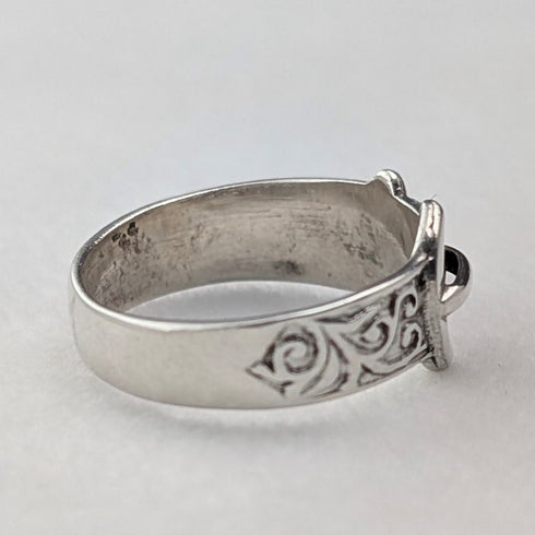 British vintage Victorian design sterling silver ring (size 8-9)