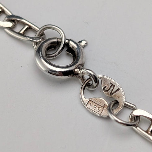 1977 British sterling silver jubilee ingot pendant and sterling silver chain, total weight 22g, WJ Co.