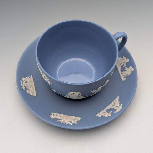 英国ヴィンテージ ウェッジウッド ジャスパーウェア製 カップ&ソーサー ペールブルー