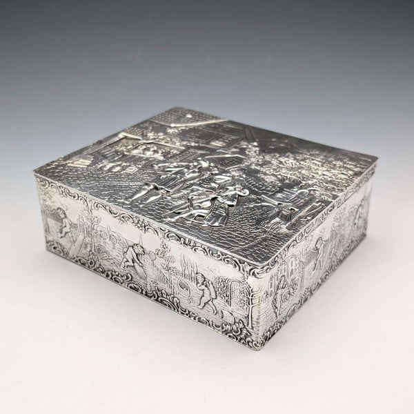 1912年 英国アンティーク 純銀製 細密装飾大型ボックス 444g George Bedingham 極美品