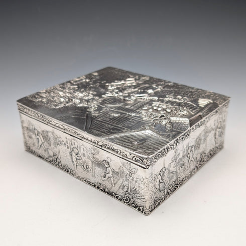 1912年 英国アンティーク 純銀製 細密装飾大型ボックス 444g George Bedingham 極美品