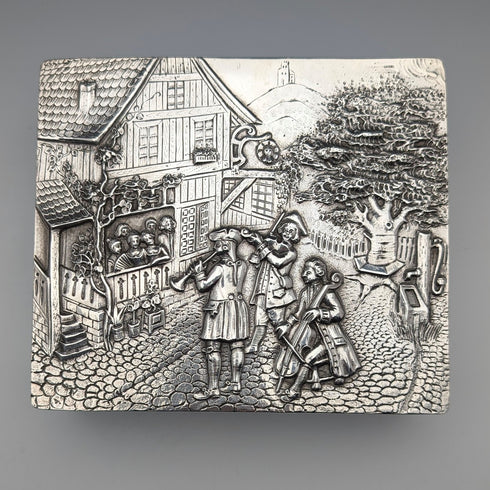 1912年 英国アンティーク 純銀製 細密装飾大型ボックス 444g George Bedingham 極美品