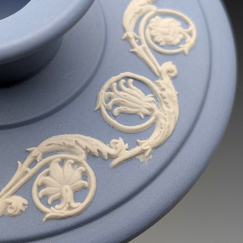 英国ヴィンテージ ウェッジウッド ジャスパーウェア製 キャンドルスティック ペールブルー