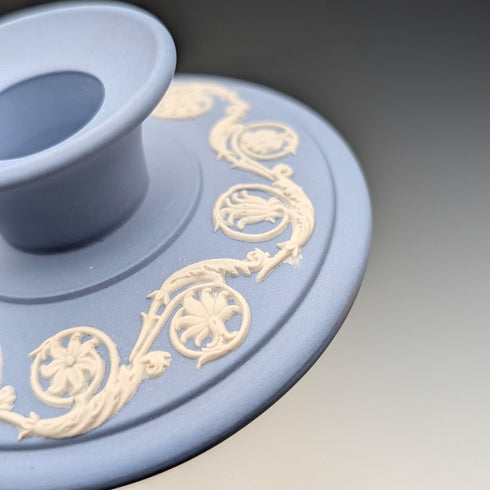 英国ヴィンテージ ウェッジウッド ジャスパーウェア製 キャンドルスティック ペールブルー