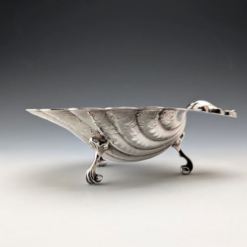 1978 British vintage sterling silver shell-shaped footed dish 124g David Hollander&Son