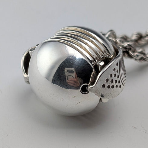 Vintage sterling silver expandable photo pendant with thick sterling silver necklace, 47g