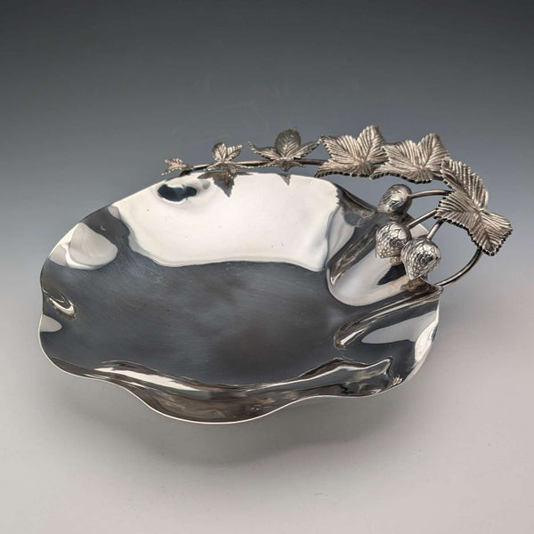Circa 1900 British antique silver plate strawberry dish, Walker & Hall
