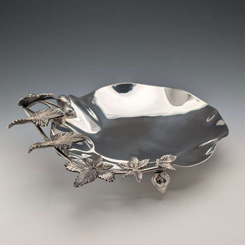 Circa 1900 British antique silver plate strawberry dish, Walker & Hall