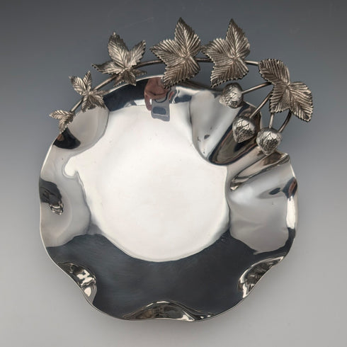 Circa 1900 British antique silver plate strawberry dish, Walker & Hall