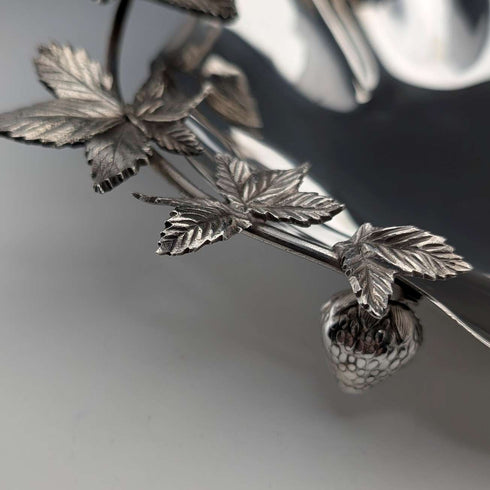 Circa 1900 British antique silver plate strawberry dish, Walker & Hall