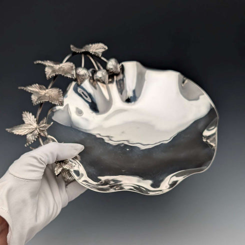 Circa 1900 British antique silver plate strawberry dish, Walker & Hall