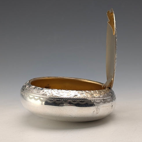 1912 年英國古董純銀鵝卵石形鼻煙盒 85 克 John Rose 狀況極佳