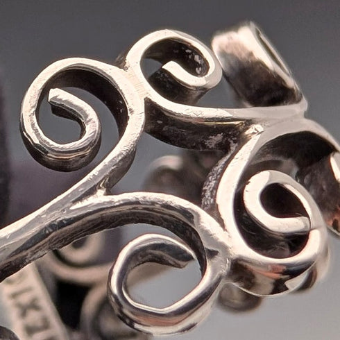 Vintage Mexican sterling silver ring (size 12-13)