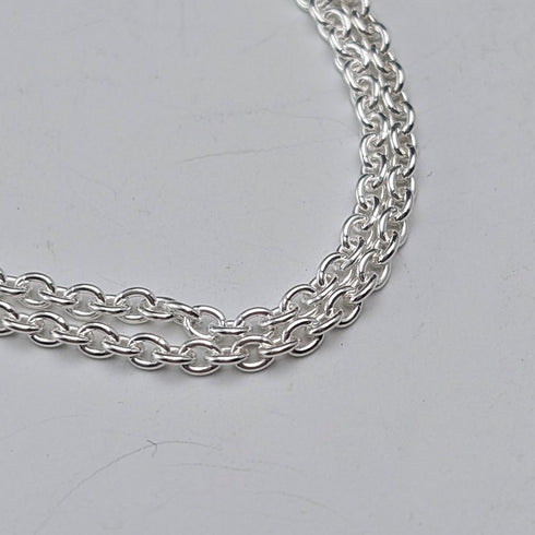 1977 British sterling silver jubilee ingot pendant and sterling silver chain, 35g total, Carr's