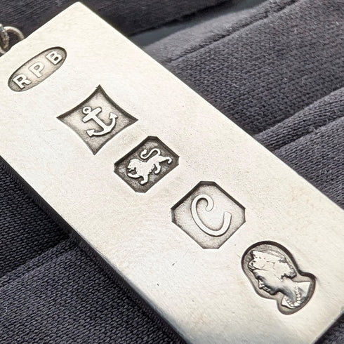 1977 British Sterling Silver Jubilee Ingot Pendant & Sterling Silver Chain Total 19.3g RPB