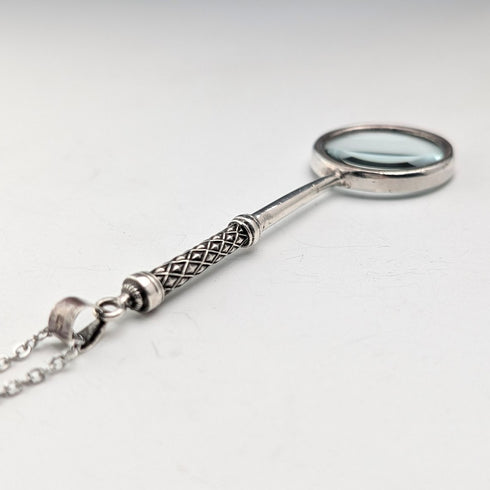 ヴィンテージ 純銀製 小型ルーペ 虫眼鏡 ペンダント ネックレスチェーン付