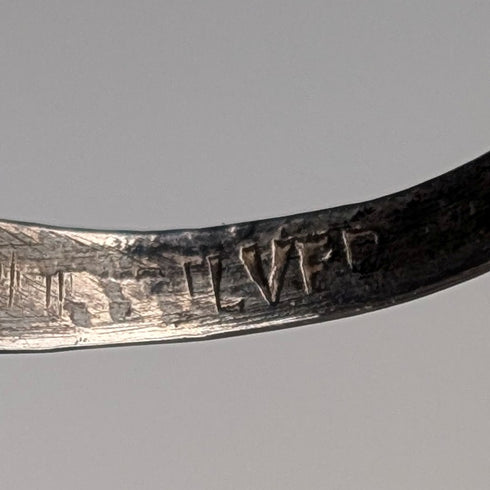 British vintage 3 pence silver coin sterling silver signet ring (size 19)