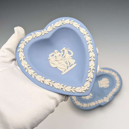 Vintage British Wedgwood Jasperware dish pair in pale blue