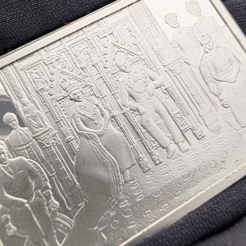 1977 年英國純銀禧年錠,25 件套,總重 641 克,木盒包裝,John Pinches