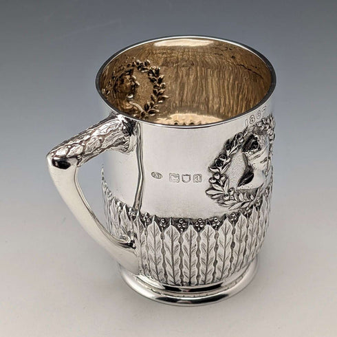 1896年 英国ヴィクトリア女王 ダイヤモンドジュビリー 純銀製マグカップ 161g Frederick Augustus Burridge