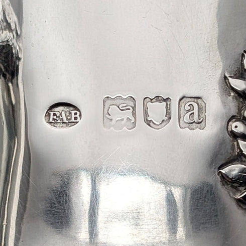 1896年 英国ヴィクトリア女王 ダイヤモンドジュビリー 純銀製マグカップ 161g Frederick Augustus Burridge