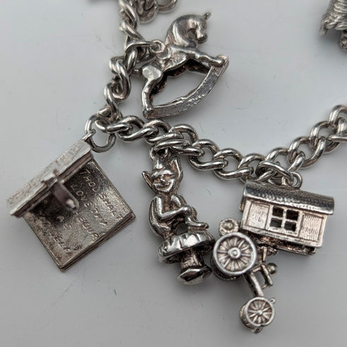 英国ヴィンテージ 純銀製 チャームブレスレット 48g