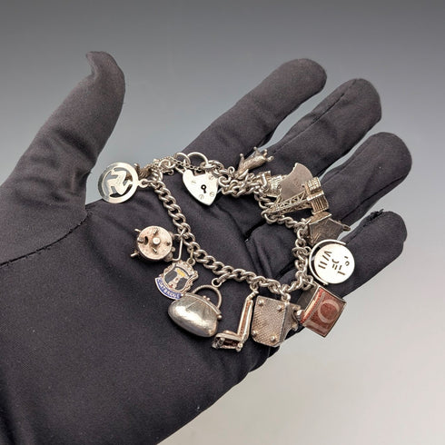 英国ヴィンテージ 純銀製 チャームブレスレット 48g 南京錠型留め金